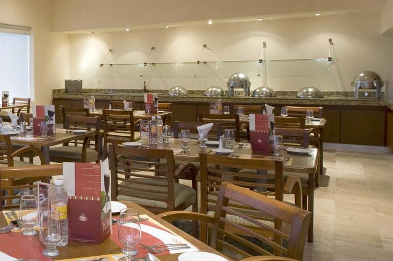 Fiesta Inn Coatzacoalcos Kültér fotó
