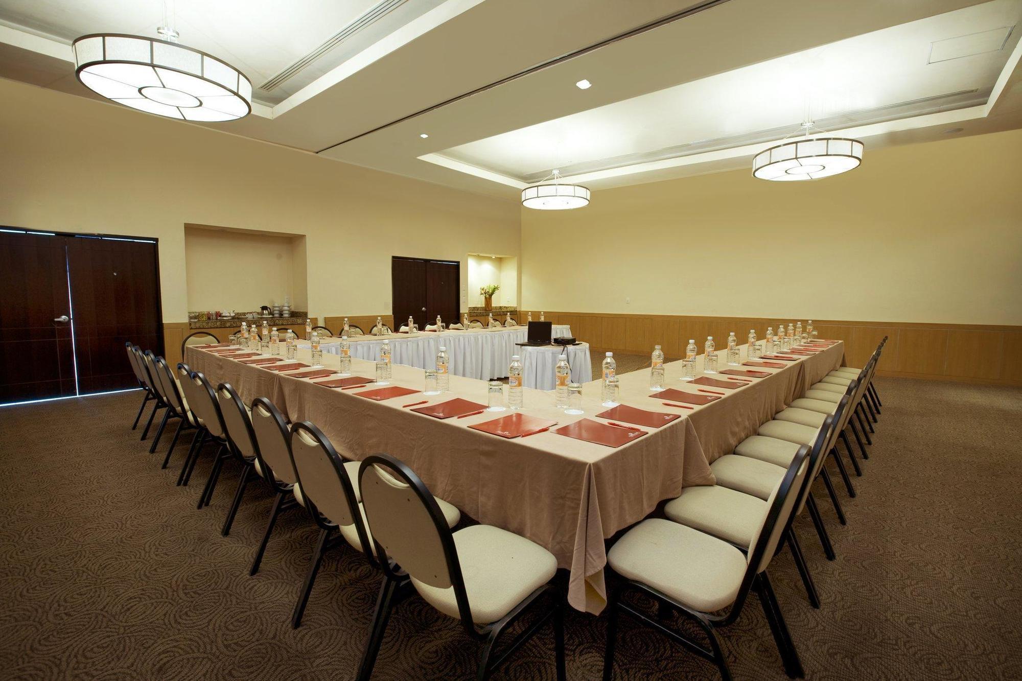 Fiesta Inn Coatzacoalcos Kültér fotó